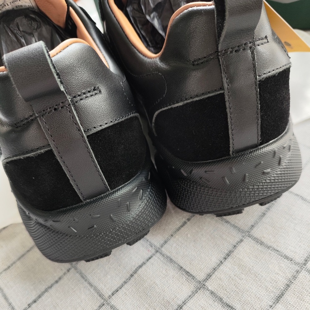 Barbour Black Sneakers with Tan Lining - Picture 5 of 7